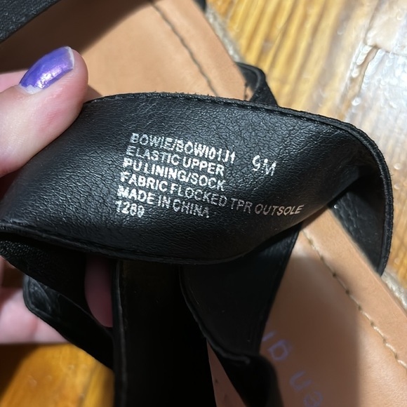 Madden Girl sandals - Picture 3 of 4